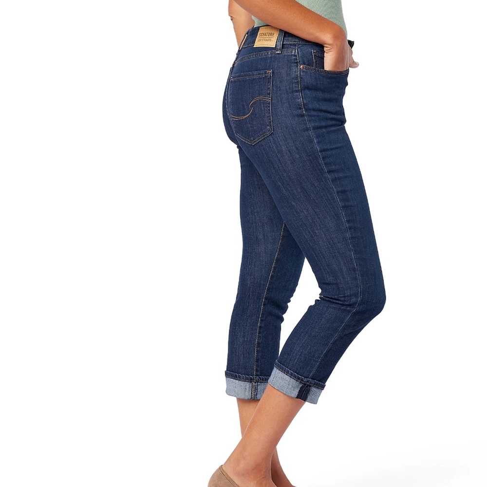 Levi Strauss Signature Women's Mid Rise Capri Jeans Size 12 - Picture 4 of 12